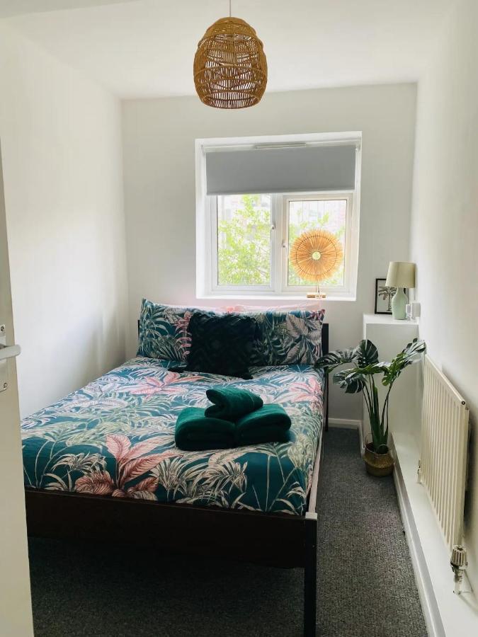 דירות לונדון Charming Flats With Fast Wifi On The Famous Abbey Road מראה חיצוני תמונה
