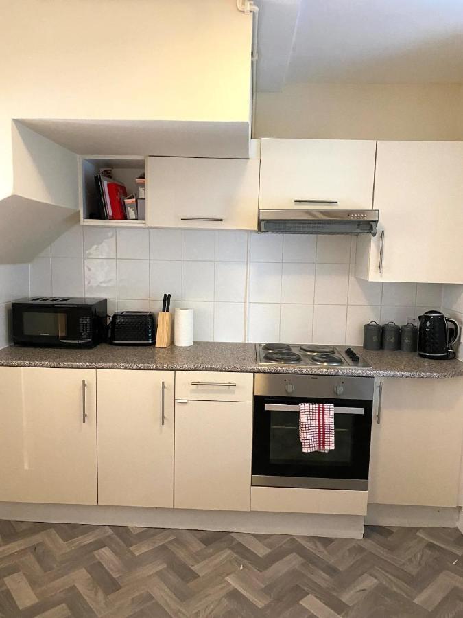 דירות לונדון Charming Flats With Fast Wifi On The Famous Abbey Road מראה חיצוני תמונה