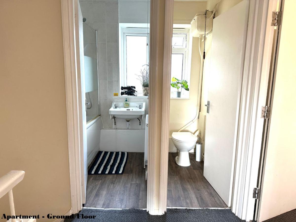 דירות לונדון Charming Flats With Fast Wifi On The Famous Abbey Road מראה חיצוני תמונה