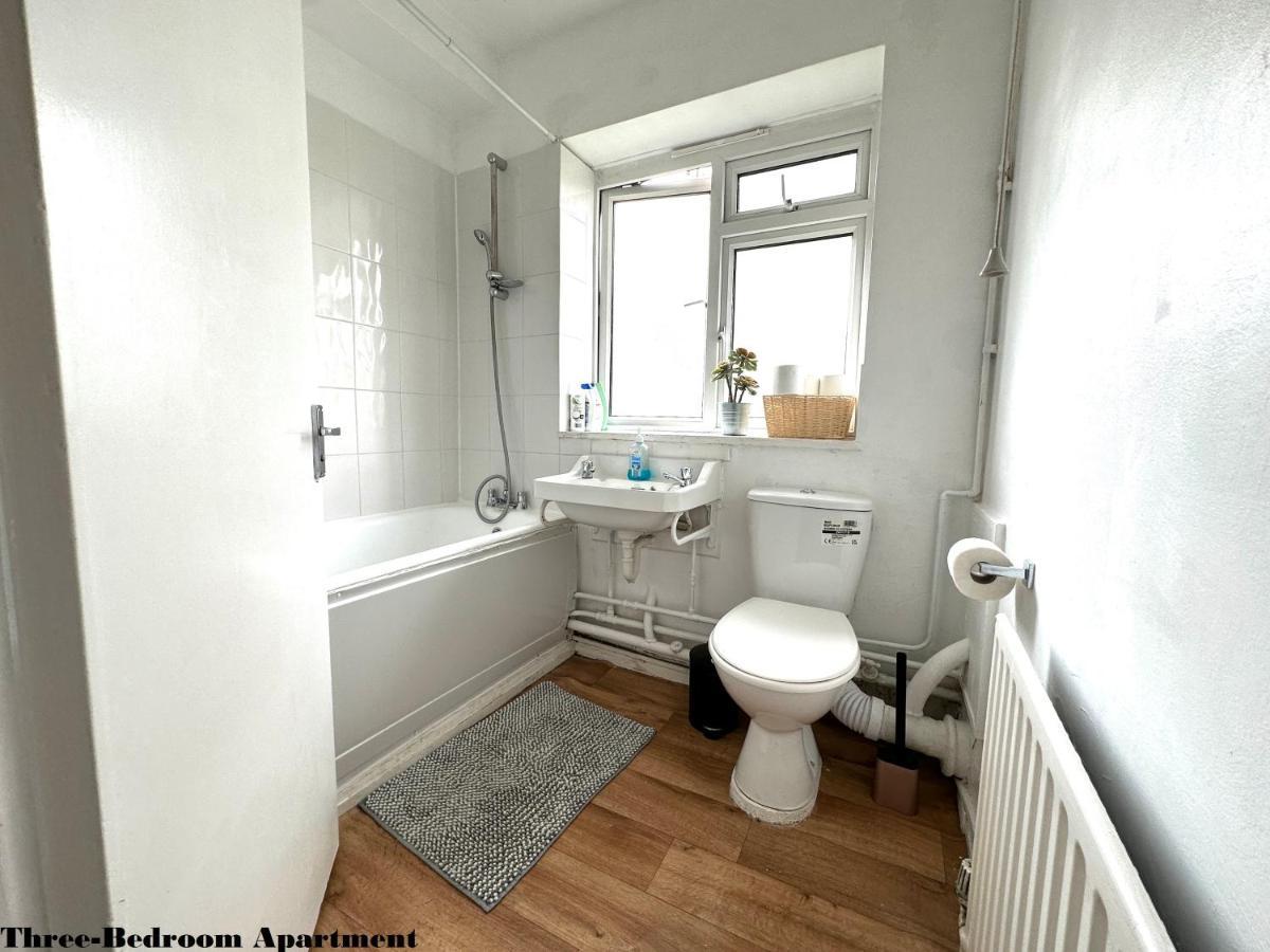 דירות לונדון Charming Flats With Fast Wifi On The Famous Abbey Road מראה חיצוני תמונה
