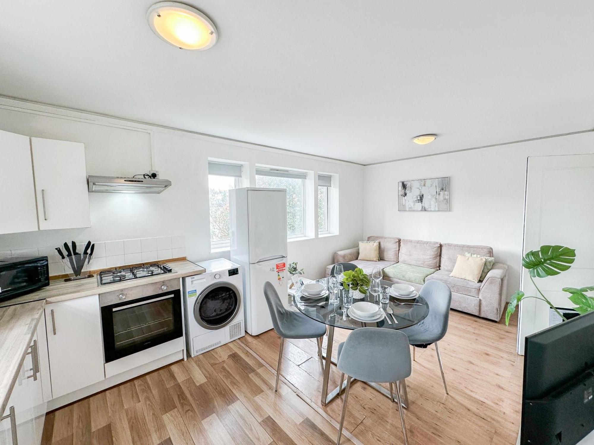 דירות לונדון Charming Flats With Fast Wifi On The Famous Abbey Road מראה חיצוני תמונה