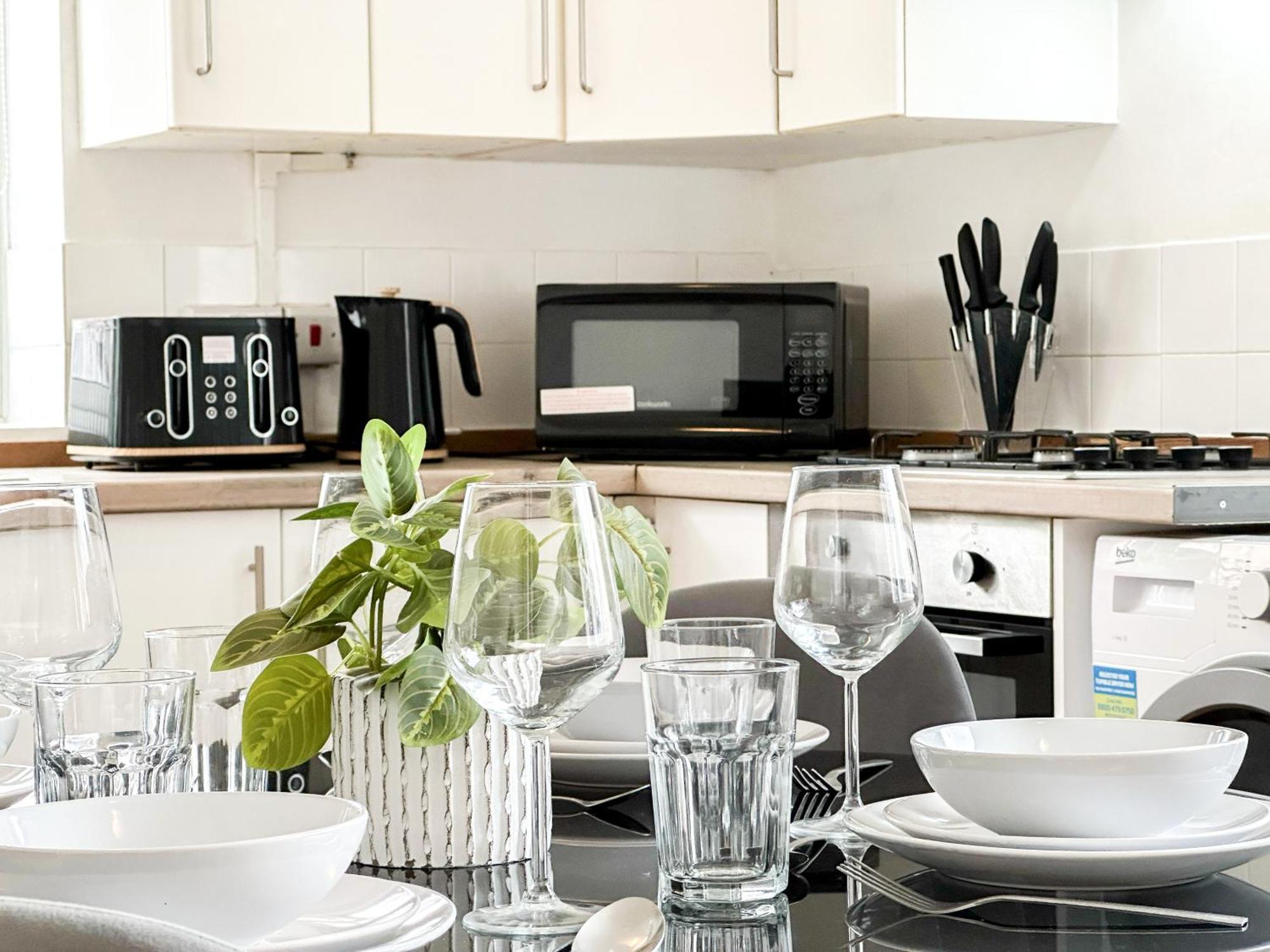 דירות לונדון Charming Flats With Fast Wifi On The Famous Abbey Road מראה חיצוני תמונה